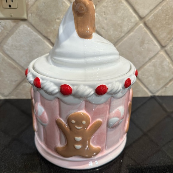Gingerbread cookie jar - Picture 2 of 3